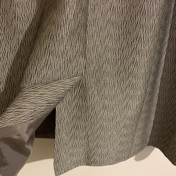 Beautiful Textured Skirt Suit by Le Suit - Picture 6 of 6